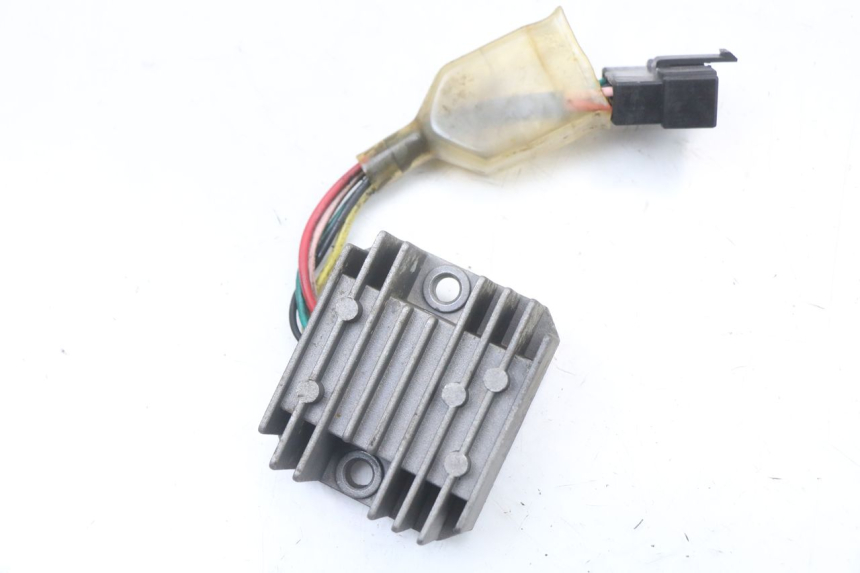 photo de REGULADOR DE CARGA KYMCO AGILITY RS 4T 50 (2009 - 2013) - Vista principal