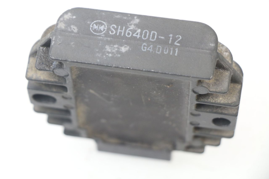 photo de REGULADOR DE CARGA APRILIA ATLANTIC 125 (2003 - 2009) - Zoom estado de uso