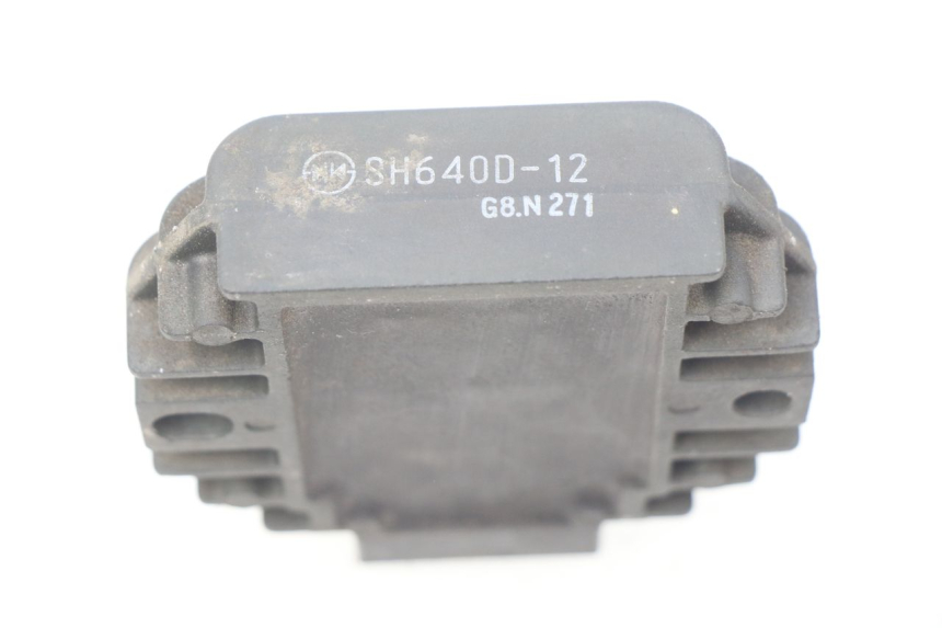 photo de REGULADOR DE CARGA APRILIA ATLANTIC 125 (2003 - 2009) - Zoom estado de uso