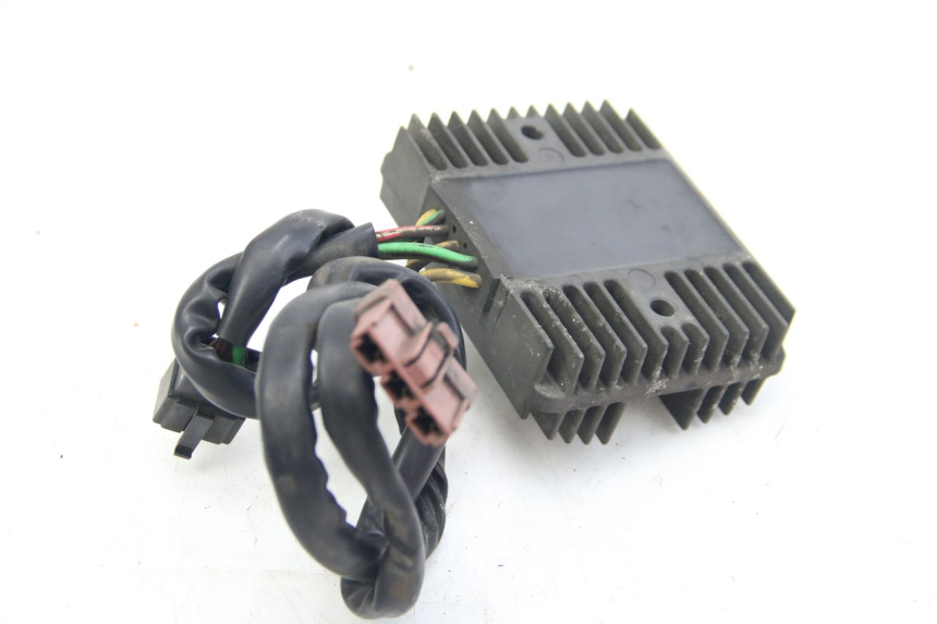 photo de REGULADOR DE CARGA APRILIA ATLANTIC 500 (2002 - 2003) - Detalle de la pieza