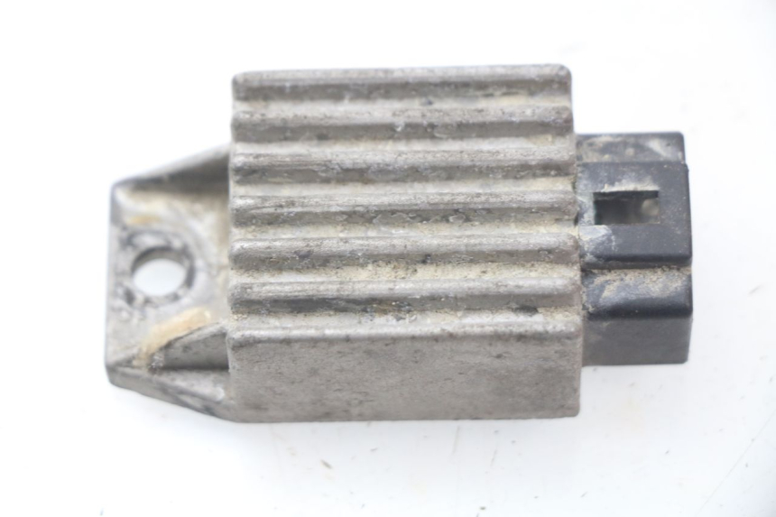 photo de REGULADOR DE CARGA JONWAY AZTRAL 125 (2008 - 2017) - Vista principal