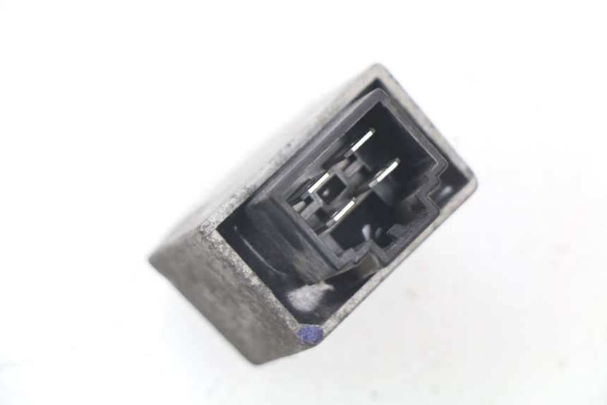 photo de REGULADOR DE CARGA HONDA BALI EX 100 (1996 - 2000) - Zoom estado de uso