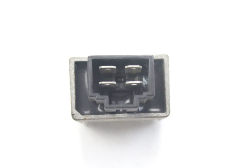 photo de REGULADOR DE CARGA HONDA BALI EX 100 (1996 - 2000) - Otra perspectiva