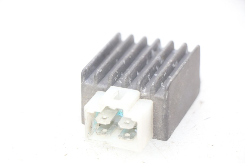 photo de REGULADOR DE CARGA TAOTAO BEATBOX 2 50 (2005 - 2017) - Detalle de la pieza