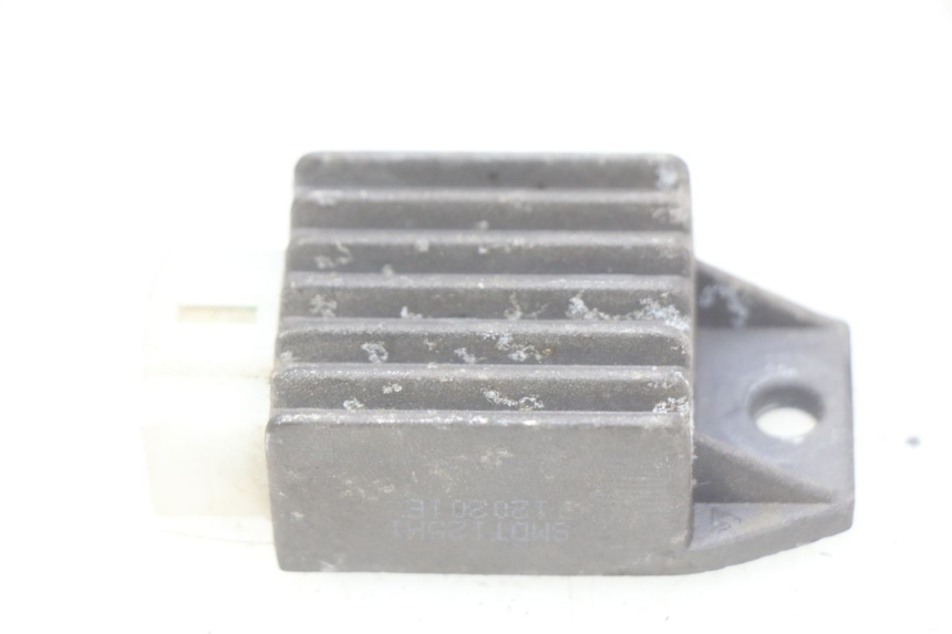 photo de REGULADOR DE CARGA TAOTAO BEATBOX 2 50 (2005 - 2017) - Otra perspectiva