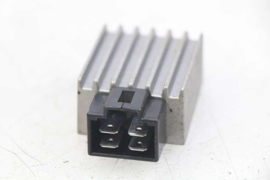 photo de REGULADOR DE CARGA BAOTIAN BT 49 QT-9 50 (2006 - 2010) - Detalle de la pieza