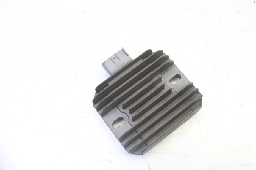 photo de REGULADOR DE CARGA SUZUKI BURGMAN 125 (2007 - 2014) - Vista principal