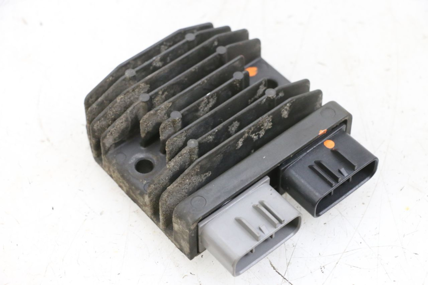 photo de REGULADOR SUZUKI BURGMAN 650 (2013 - 2020) - Vista principal