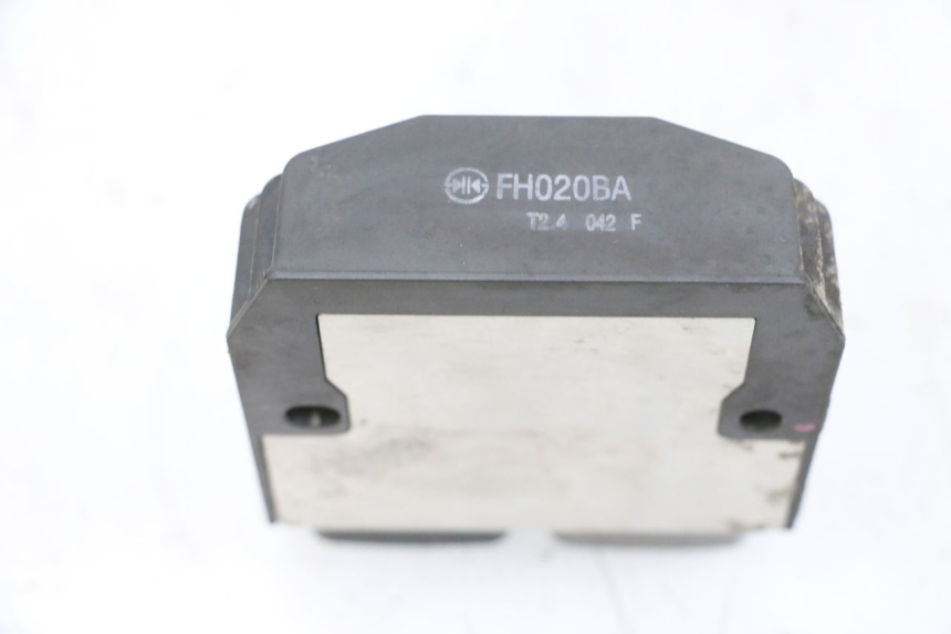 photo de REGULADOR SUZUKI BURGMAN 650 (2013 - 2020) - Zoom estado de uso