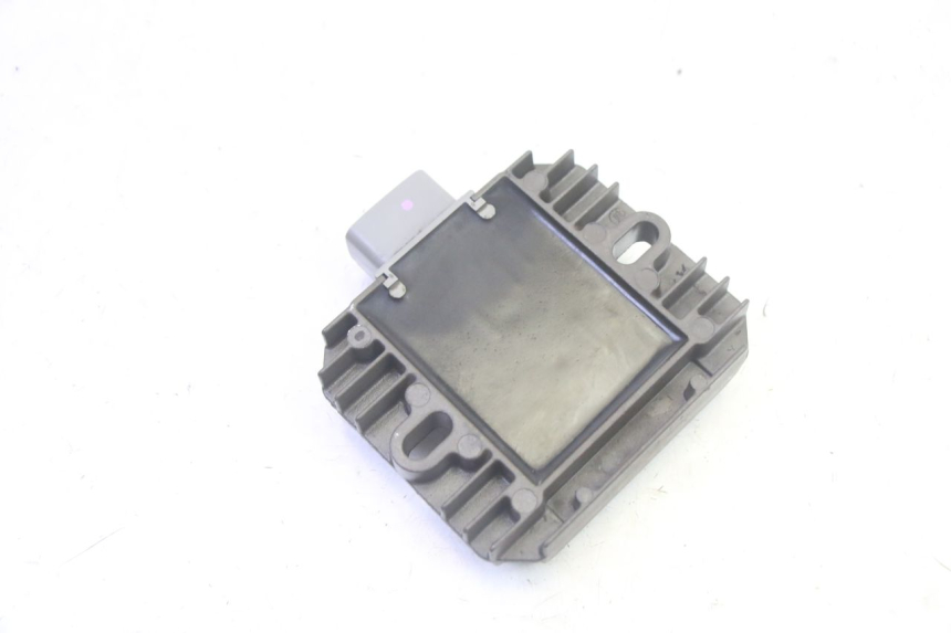 photo de REGULADOR DE CARGA SUZUKI BURGMAN 125 (2007 - 2014) - Zoom estado de uso