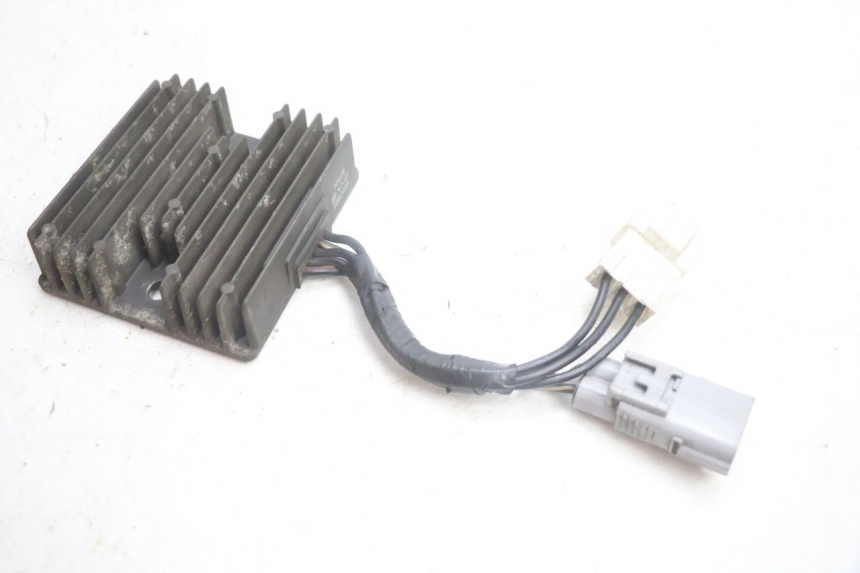 photo de REGULADOR SUZUKI BURGMAN EXECUTIVE ABS 650 (2006 - 2012) - Zoom estado de uso