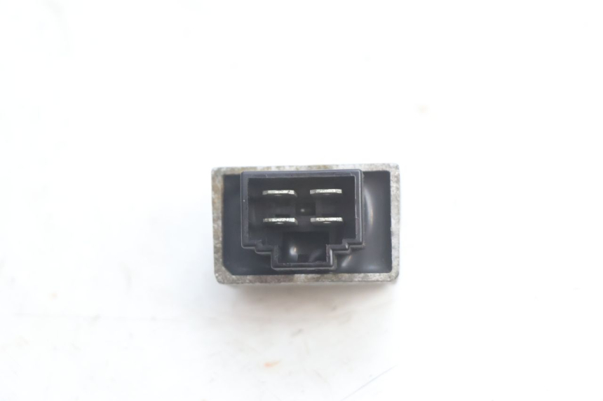 photo de REGULADOR DE CARGA PEUGEOT BUXY 50 (1993 - 1998) - Zoom estado de uso