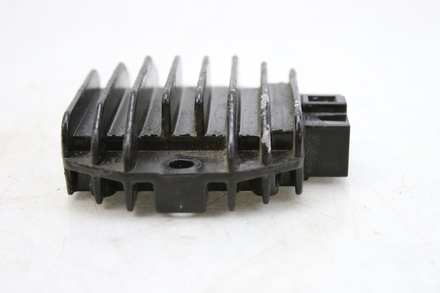 photo de REGULADOR DE CARGA YAMAHA BW'S BWS 125 (2010 - 2013) - Detalle de la pieza