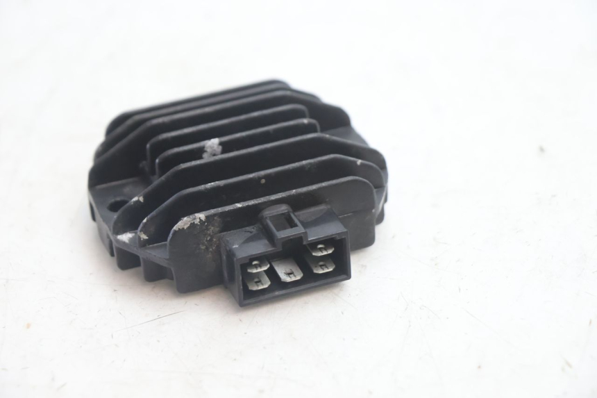 photo de REGULADOR DE CARGA YAMAHA BW'S BWS 125 (2010 - 2013) - Detalle de la pieza
