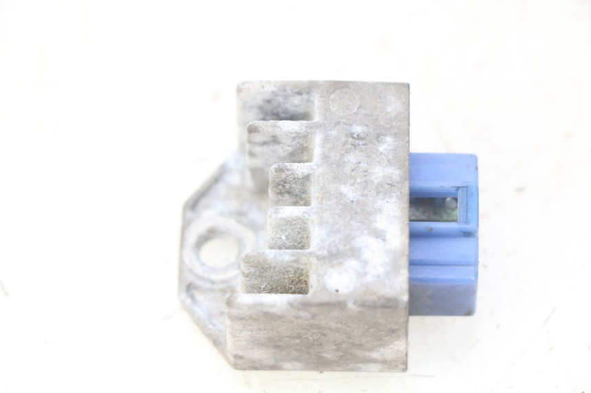 photo de REGULADOR YAMAHA BW'S NAKED 50 (2008 - 2019) - Vista principal