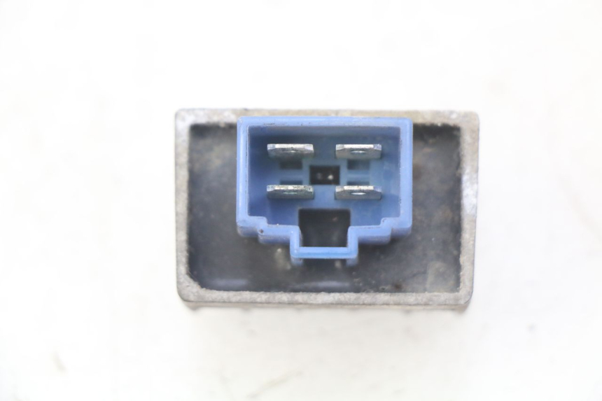 photo de REGULADOR YAMAHA BW'S NAKED 50 (2008 - 2019) - Zoom estado de uso