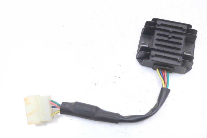 photo de REGULADOR ARCHIVE CAFE RACER 4T 50 (2019 - 2024) - Detalle de la pieza