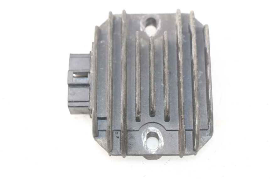 photo de REGULADOR PIAGGIO CARNABY 125 (2007 - 2011) - Vista principal