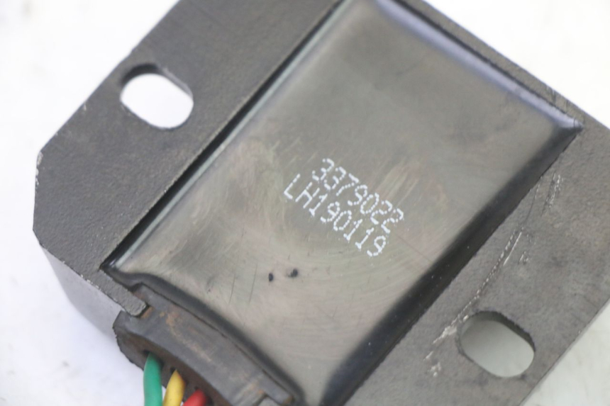 photo de REGULADOR DE CARGA ORCAL CAVARO 4T 50 (2019 - 2023) - Vista general del producto