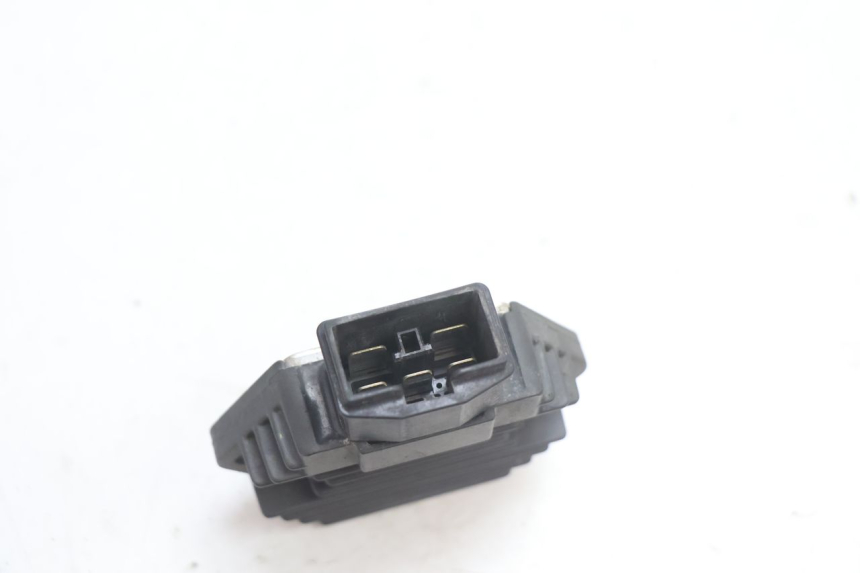 photo de REGULADOR HONDA CB F HORNET 600 (2005 - 2006) - Zoom estado de uso