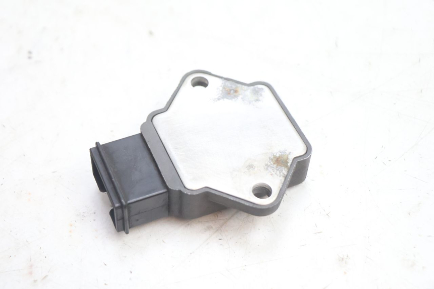 photo de REGULADOR HONDA CB TWO FIFTY 250 (1991 - 2002) - Zoom estado de uso