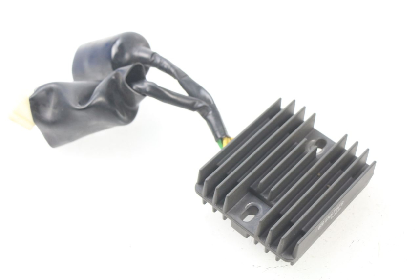 photo de REGULADOR HONDA CBR RR FIREBLADE 1000 (2006 - 2007) - Vista principal