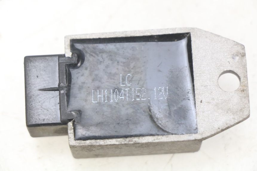 photo de REGULADOR DE CARGA TNT MOTOR CITY 50 (2007 - 2018) - Zoom estado de uso