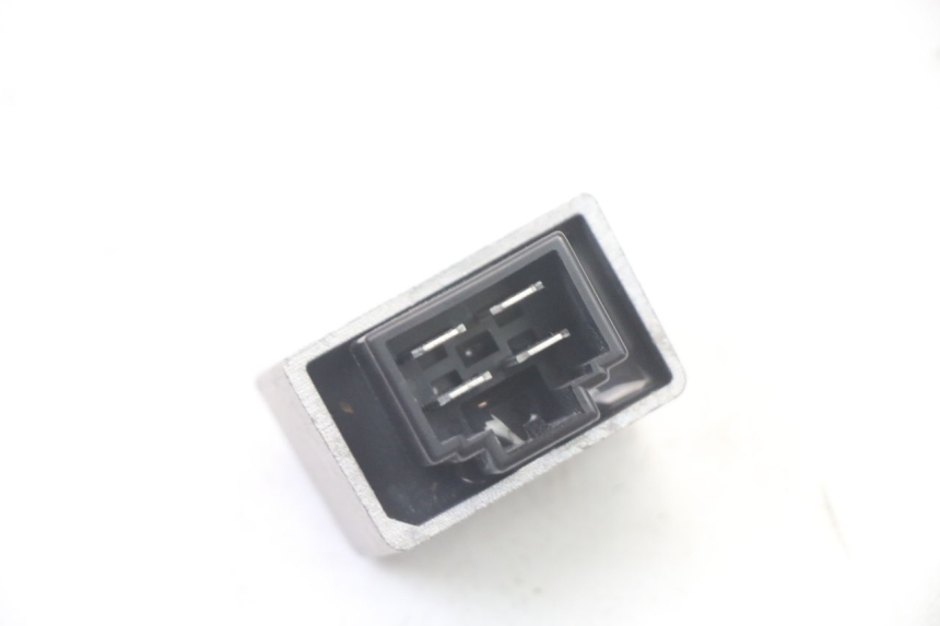 photo de REGULADOR DE CARGA PEUGEOT CITYSTAR 2T 50 (2018 - 2021) - Zoom estado de uso