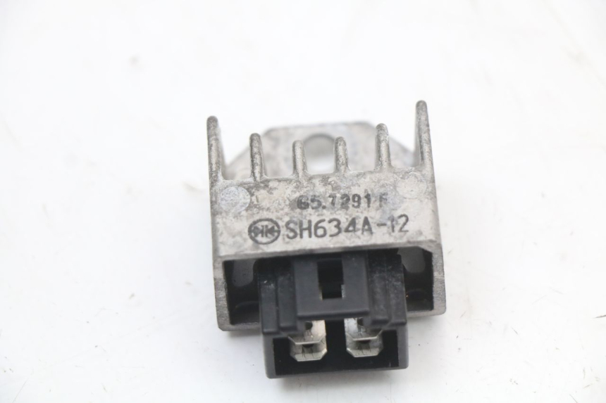 photo de REGULADOR DE CARGA PEUGEOT CITYSTAR 50 (2013 - 2017) - Detalle de la pieza