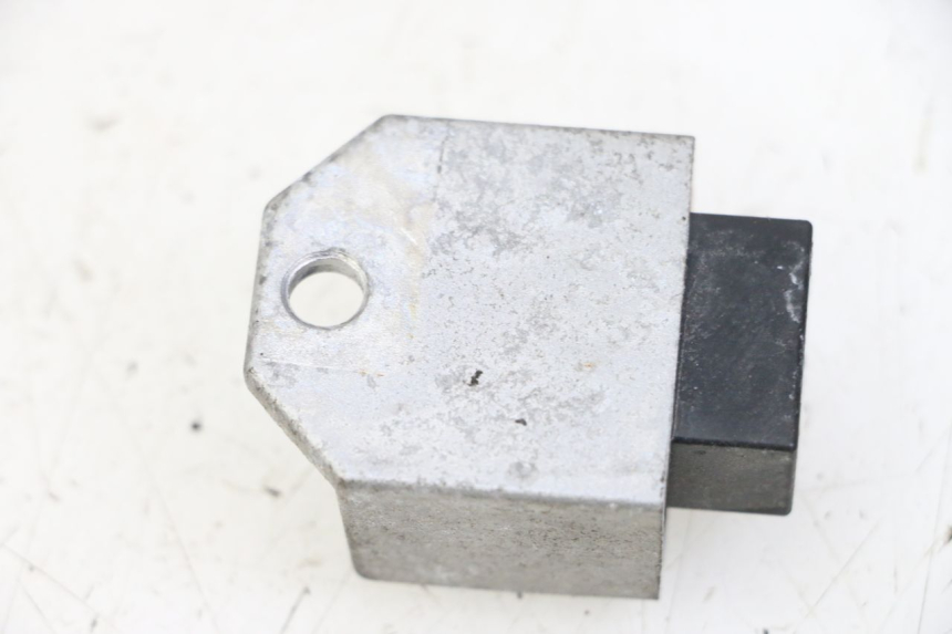 photo de REGULADOR DE CARGA PEUGEOT CITYSTAR 50 (2013 - 2017) - Otra perspectiva