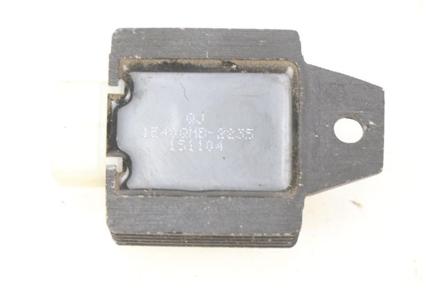 photo de REGULADOR DE CARGA RIDE CLASSIC 2T 50 (2014 - 2022) - Zoom estado de uso