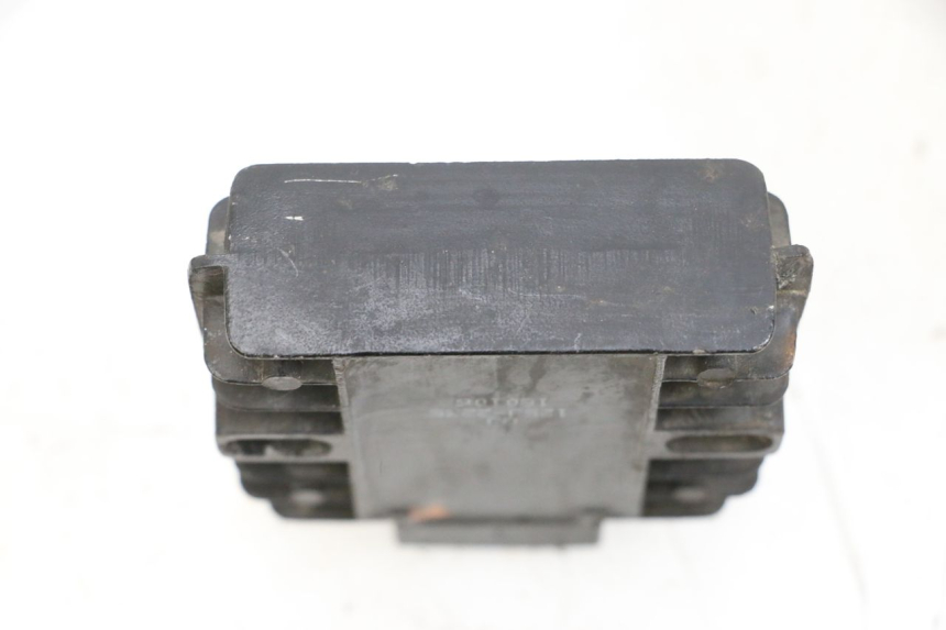 photo de REGULADOR KSR CODE 125 (2018 - 2020) - Primer plano técnico