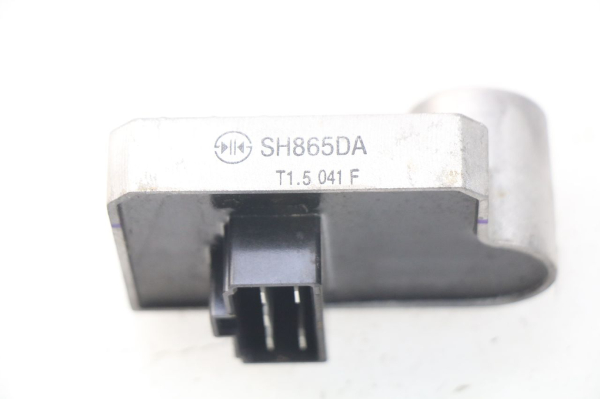 photo de REGULADOR HONDA CRF-F CRF F 110 (2019 - 2022) - Detalle de la pieza