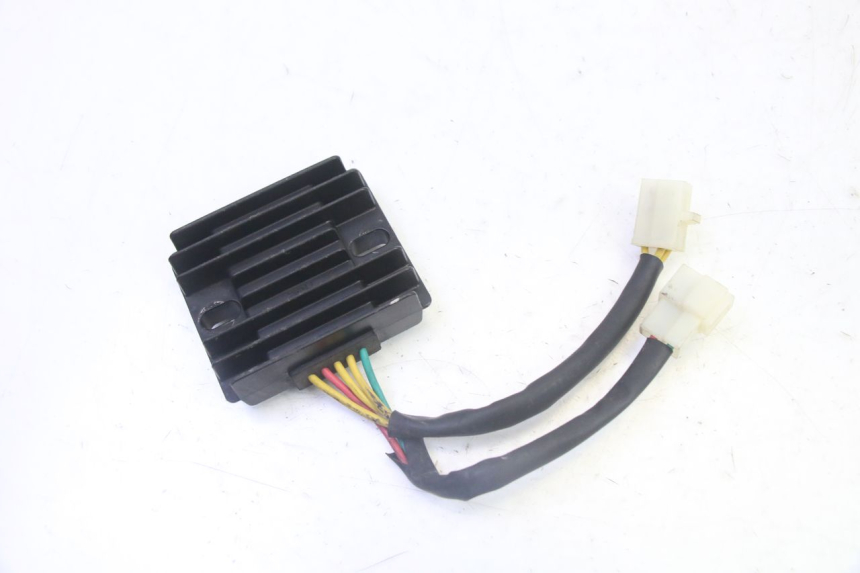 photo de REGULADOR DE CARGA SYM CROX 4T 50 (2016 - 2023) - Detalle de la pieza