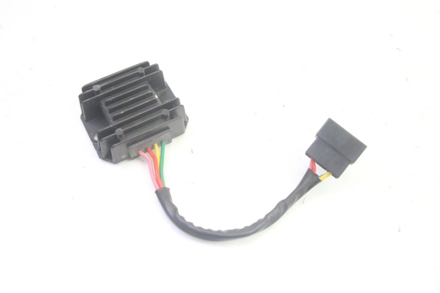 photo de REGULADOR DE CARGA SYM CROX 4T 50 (2016 - 2023) - Zoom estado de uso