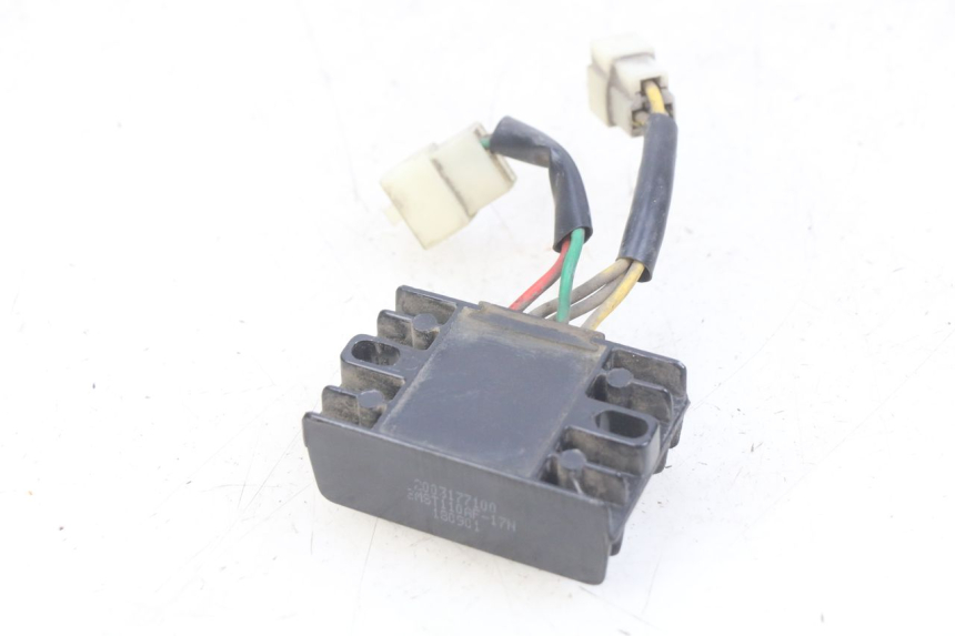 photo de REGULADOR DE CARGA PEUGEOT DJANGO 4T 50 (2014 - 2019) - Detalle de la pieza