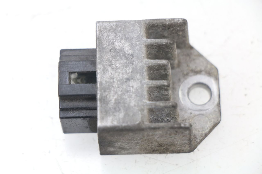 photo de REGULADOR DE CARGA PEUGEOT ELYSTAR 50 (2002 - 2014) - Vista principal