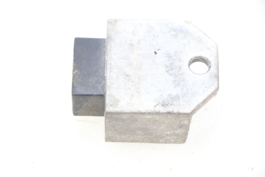 photo de REGULADOR DE CARGA PEUGEOT ELYSTAR 50 (2002 - 2014) - Detalle de la pieza