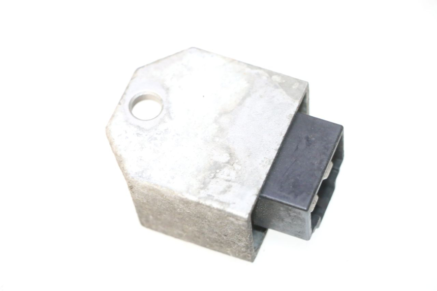 photo de REGULADOR DE CARGA PEUGEOT ELYSTAR 50 (2002 - 2014) - Zoom estado de uso