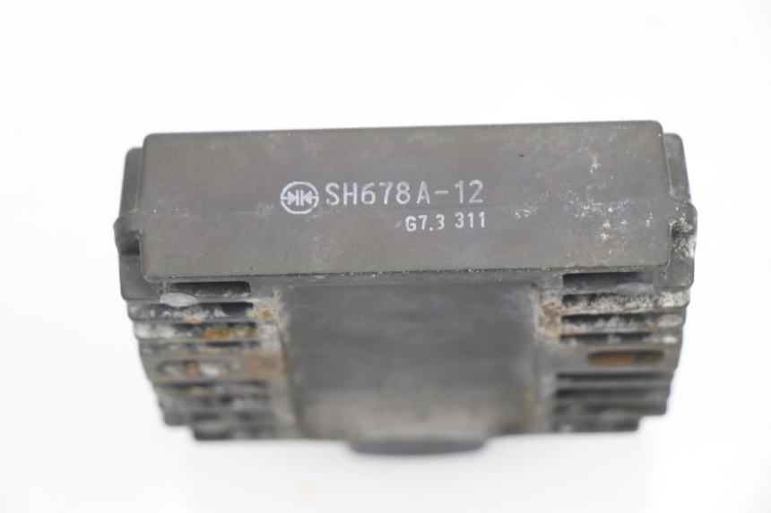 photo de REGULADOR DE CARGA KAWASAKI ER-6 ER6 F 650 (2006 - 2009) - Zoom estado de uso