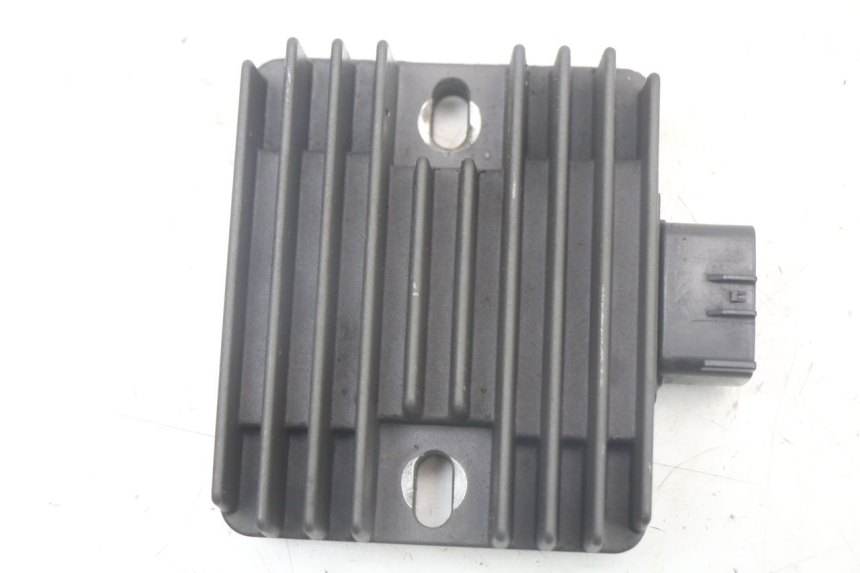 photo de REGULADOR KAWASAKI ER-6 ER6 N 650 (2012 - 2016) - Detalle de la pieza