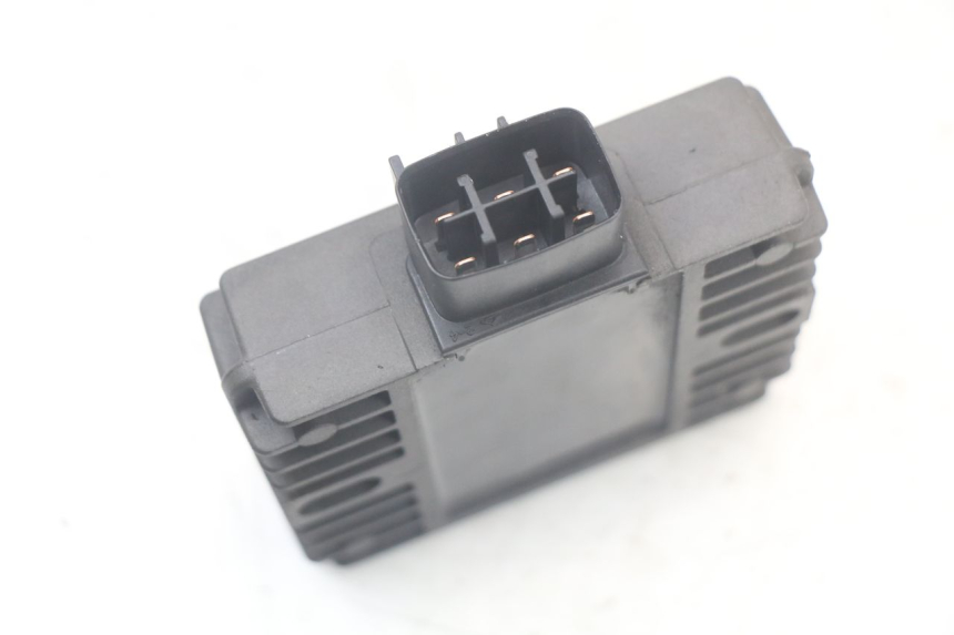 photo de REGULADOR KAWASAKI ER-6 ER6 N 650 (2012 - 2016) - Otra perspectiva