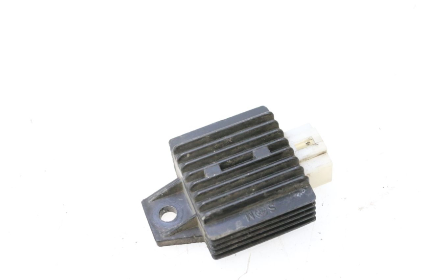 photo de REGULADOR DE CARGA JM MOTORS EVOLIS 4T 50 (2018 - 2022) - Detalle de la pieza