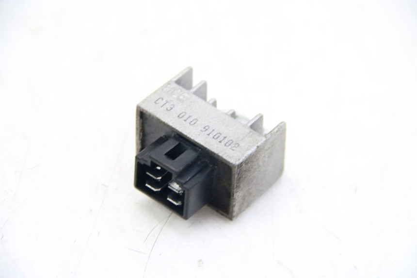 photo de REGULADOR DE CARGA SYM FIDDLE 2 125 (2010 - 2013) - Vista principal