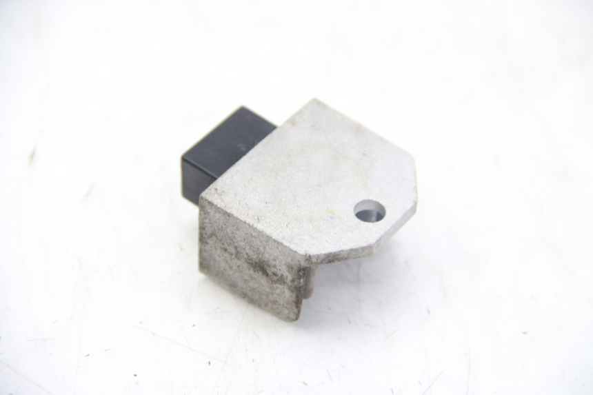 photo de REGULADOR DE CARGA SYM FIDDLE 2 50 (2008 - 2013) - Zoom estado de uso