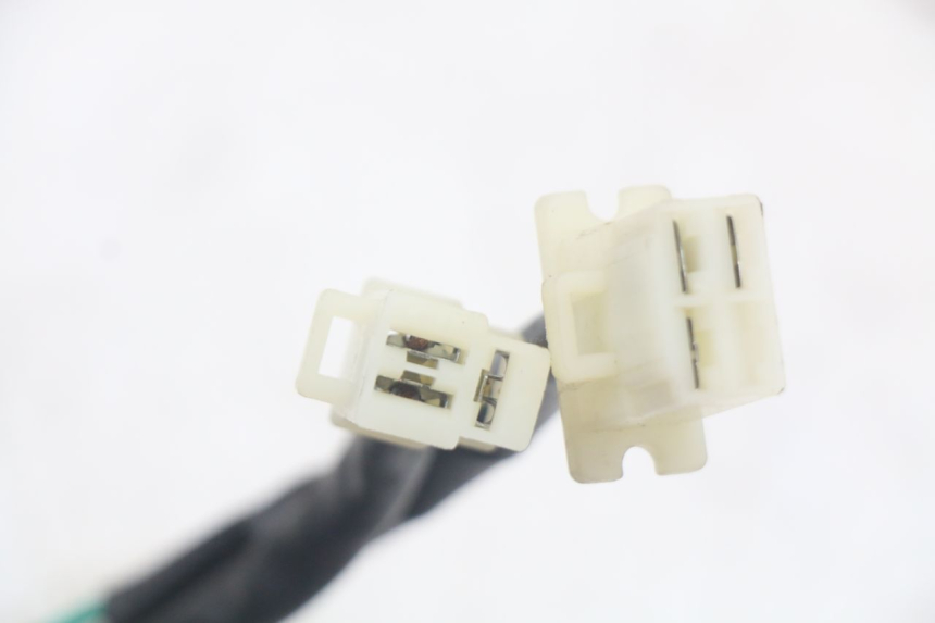 photo de REGULADOR DE CARGA SYM FIDDLE 3 III 125 (2014 - 2020) - Primer plano técnico