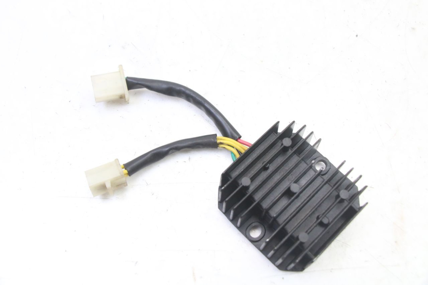 photo de REGULADOR DE CARGA SYM FIDDLE 3 III 125 (2014 - 2020) - Vista principal