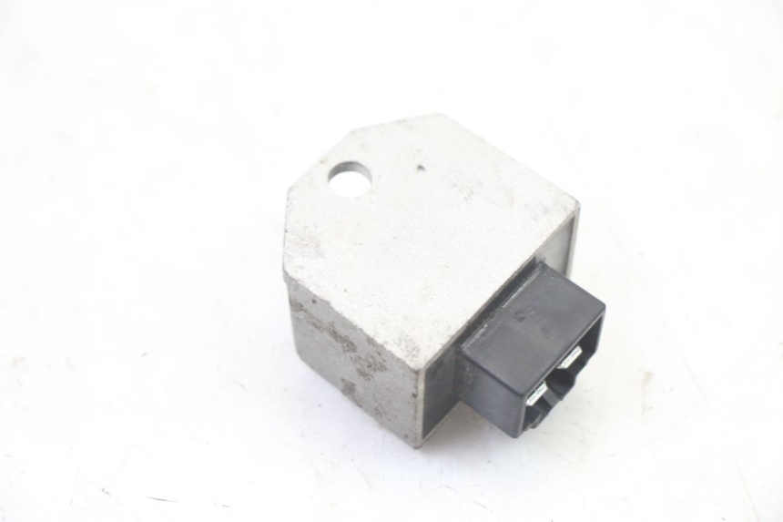 photo de REGULADOR SYM FIDDLE 125 (2008 - 2010) - Otra perspectiva