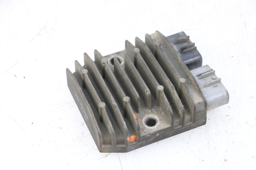 photo de REGULADOR DE CARGA YAMAHA FJR ABS 1300 (2006 - 2012) - Marcados y referencias originales