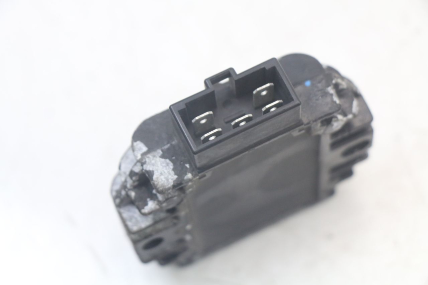 photo de REGULADOR MBK FLAME X 125 (2007 - 2016) - Otra perspectiva